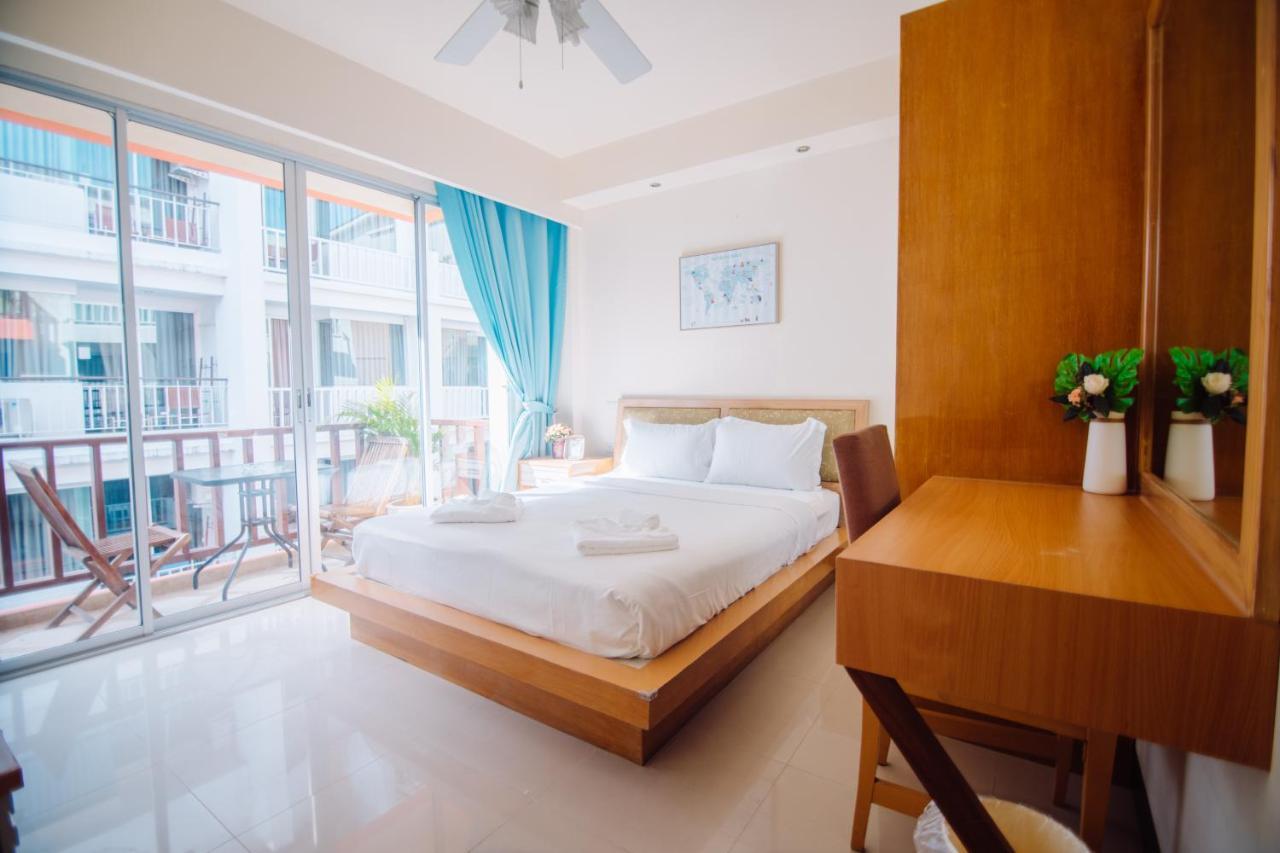 Patong Beach Side Hotel Extérieur photo