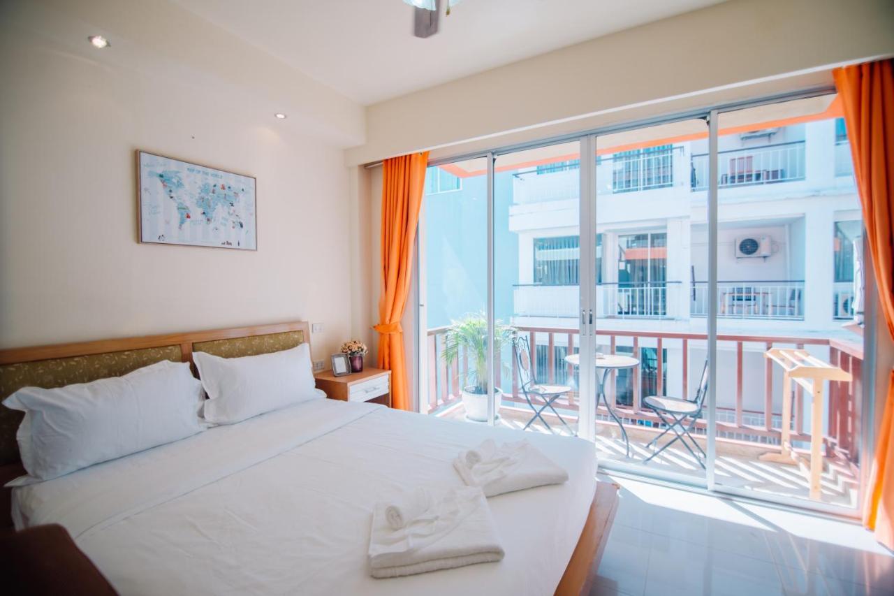 Patong Beach Side Hotel Extérieur photo